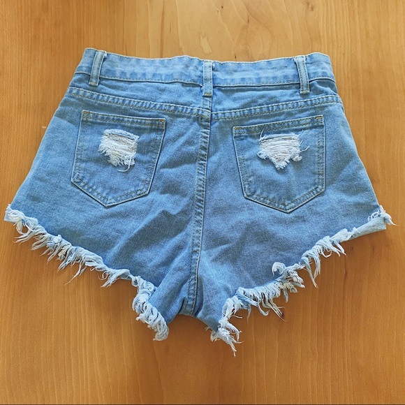 ✨ Distressed Denim High Waist Shorts - S/27 - Picture 2 of 11